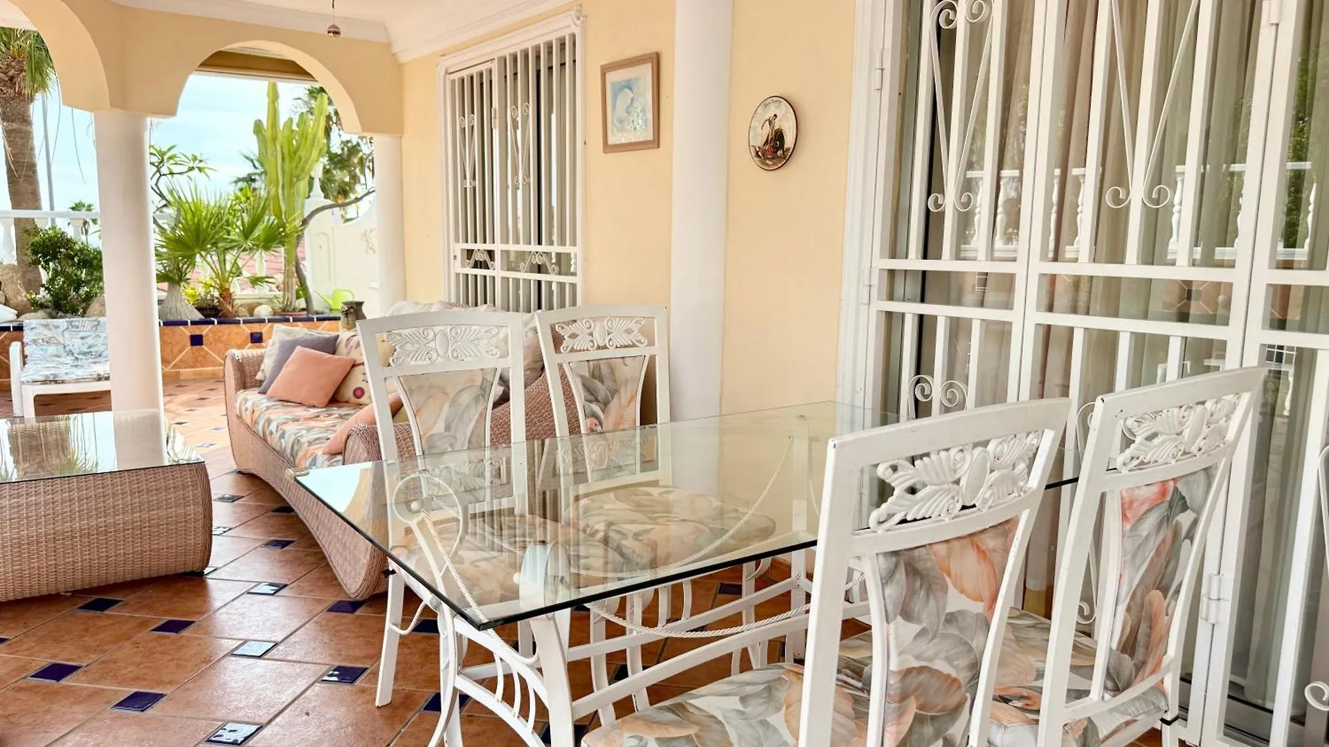 Villa Violetta Callao Salvaje
